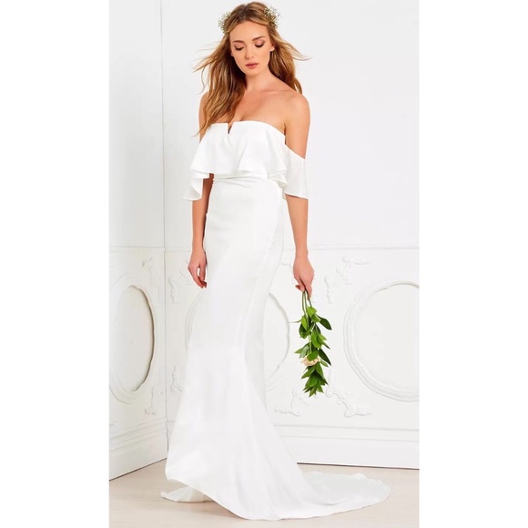 Lovers + Friends The Santa Barbara Off Shoulder Gown White Size 10 - Picture 1 of 12